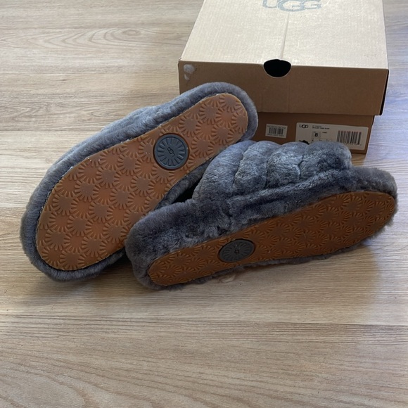 UGG fluff yeah slides - Picture 5 of 5